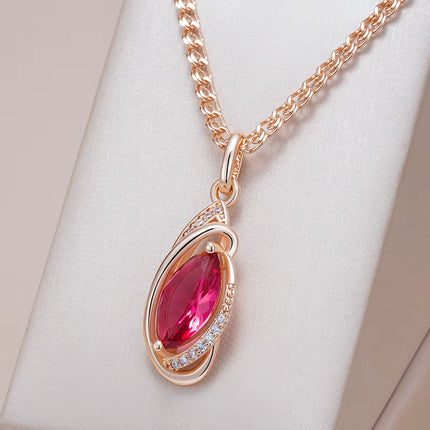 Collar Vintage en Oro Rosa 585 con Circonita Roja en Forma de Rombo — Elegancia para Uso Diario y Ocasiones Especiales