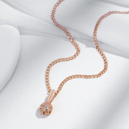 Collar con Colgante de Flor en Cristal y Circonita Natural — Oro Rosa 585, Estilo Vintage