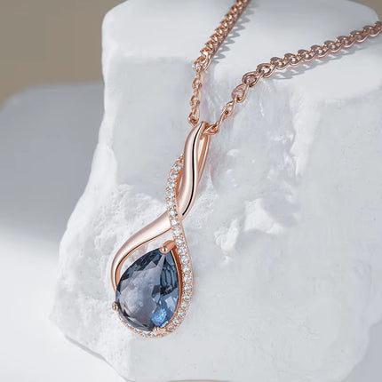 Collar con Colgante de Circonita Gris Brillante en Oro Rosa 585 — Joyería Fina Vintage de Alta Calidad para Uso Diario